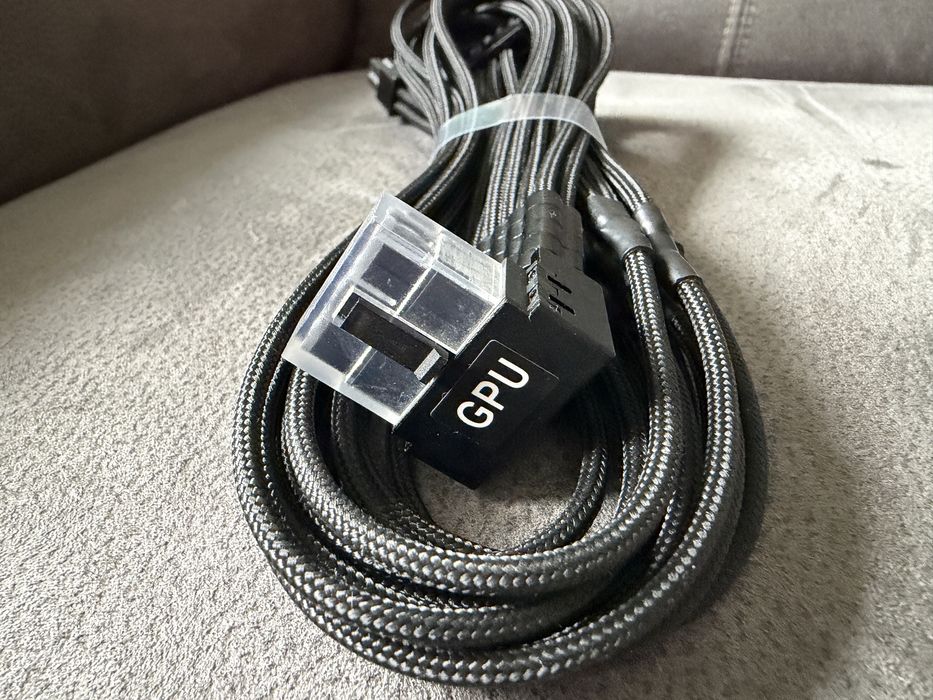 CableMod E-Series Pro ModFlex 12V-2x6 12VHPWR 90° StealthSense EVGA