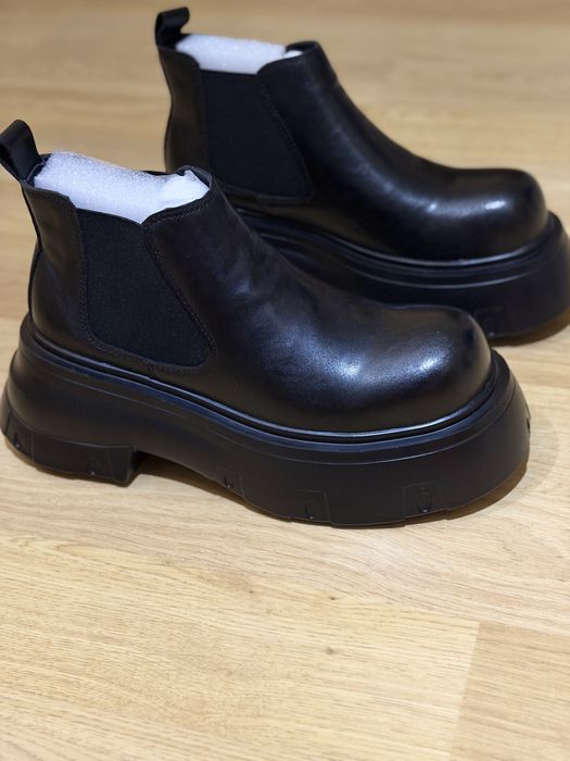 Ghete piele bărbati noi nr 41, de vânzare!