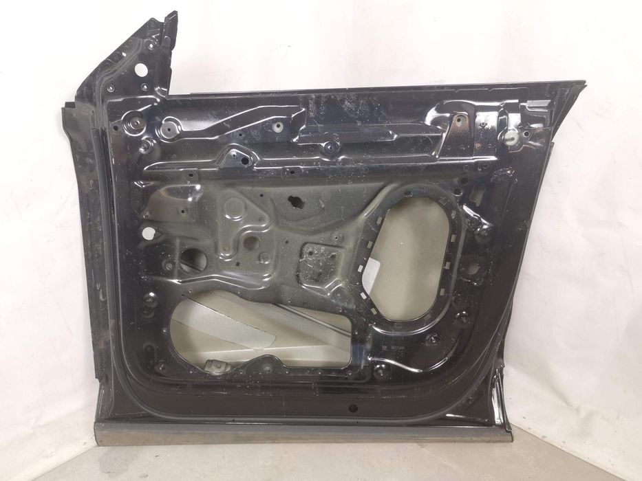 Предна дясна врата Ауди Q8 / Audi Q8 1 Оригинална Повредена