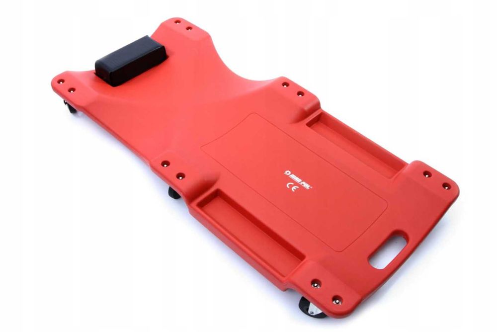 Carucior Pat mobil auto cu roti Targa