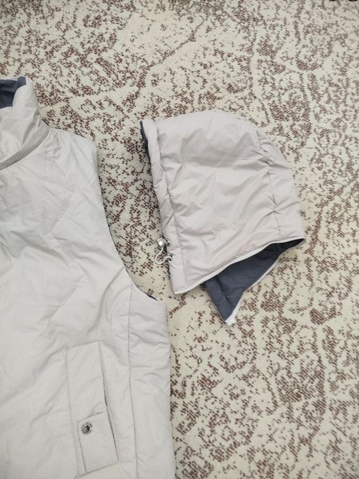 Срочно продаётся тонкая куртка безрукавка