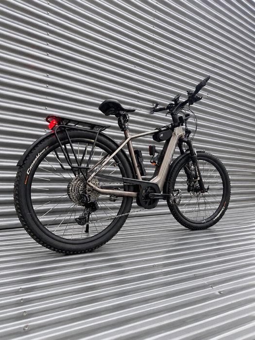 Bicicleta eBike KTM machina 720 abs