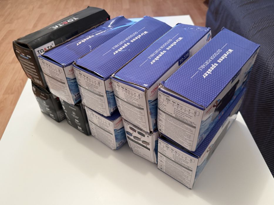 boxă portabilă cu încărcare solară
