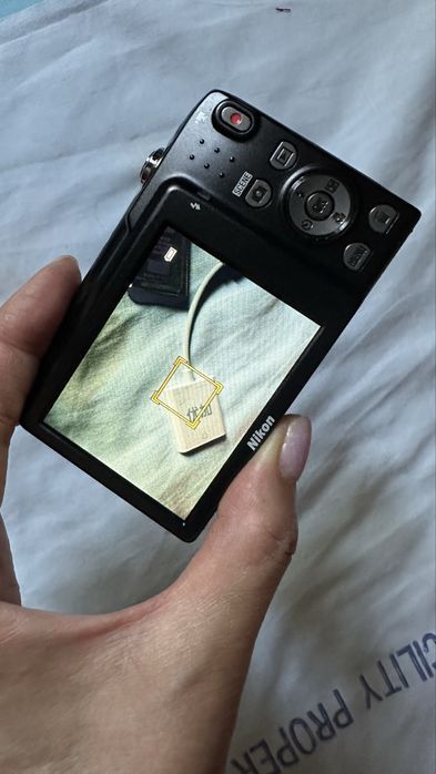 Фотоапарат винтажный Nicon Coolpix