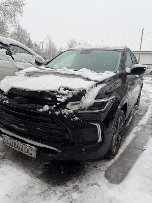 Tracker Premier сотилади