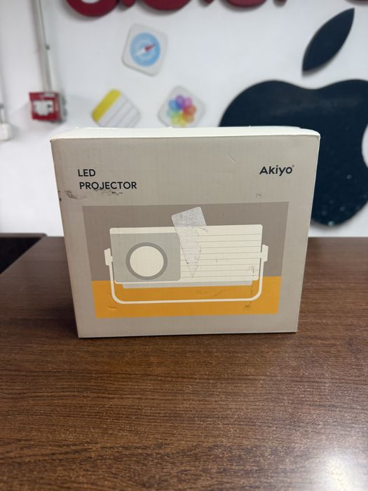 Vand AKIYO Led Projector Model O1 Nou