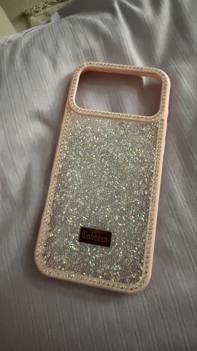 Продам чехол для 17 про макс