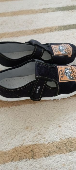 Детски дишашти пантофи