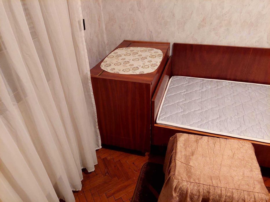 Мека мебел дивани и легла