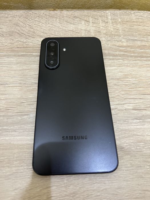 Samsung a17 5g  functional