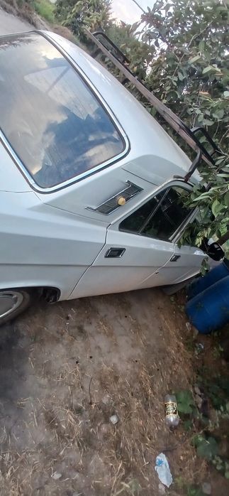 Volga 2401 sotiladi
