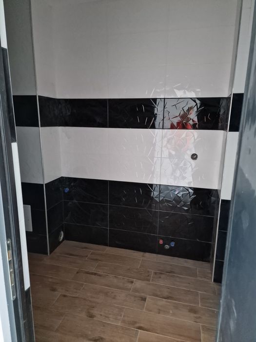 Apartamente cu 3 camere ,93mp ,bloc nou