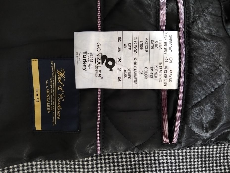 Продам осенни, весенни пальто