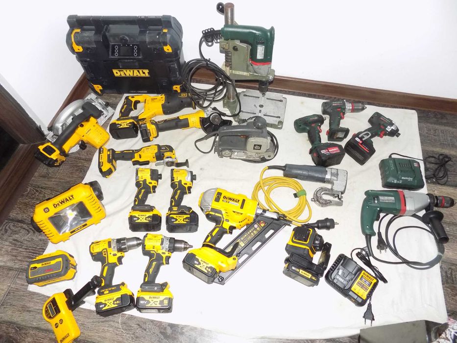 Scule  Metabo  ,  DeWalt  18V  , foarfeca de tabla TRUMPF