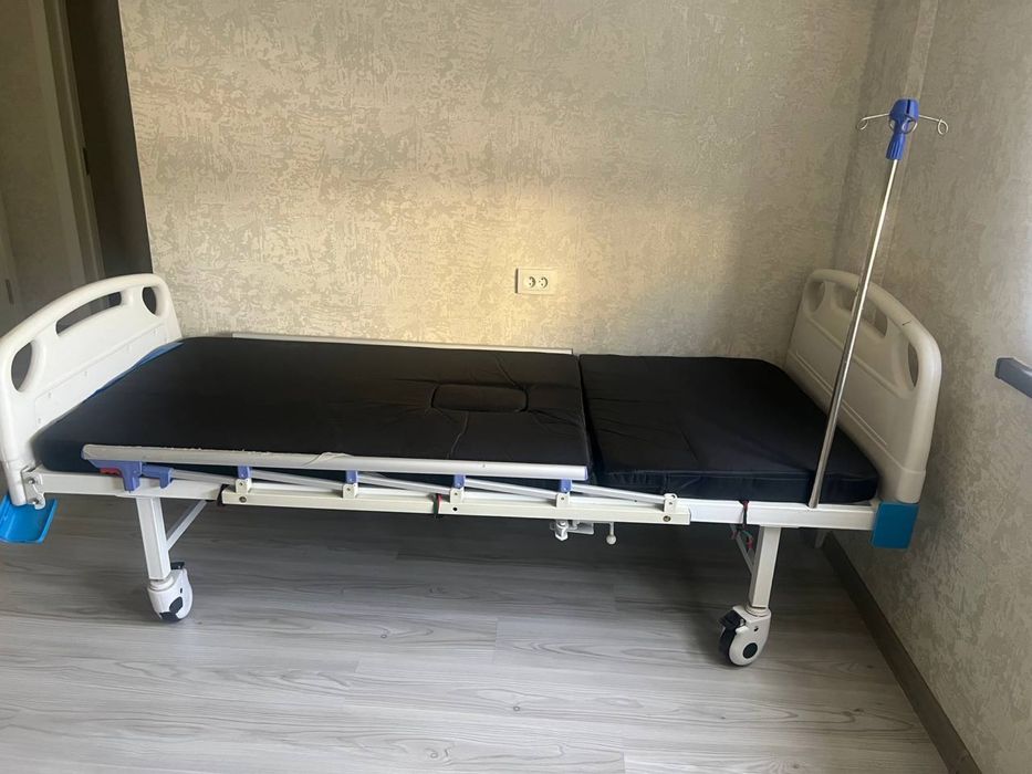Bemorlar uchun tibbiy krovat