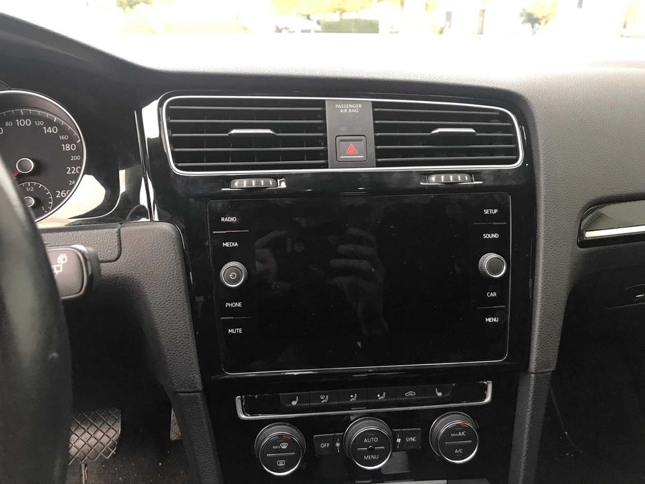 Rama Adaptoare Display 8 inch Passat B8 Golf 7 Piano Black