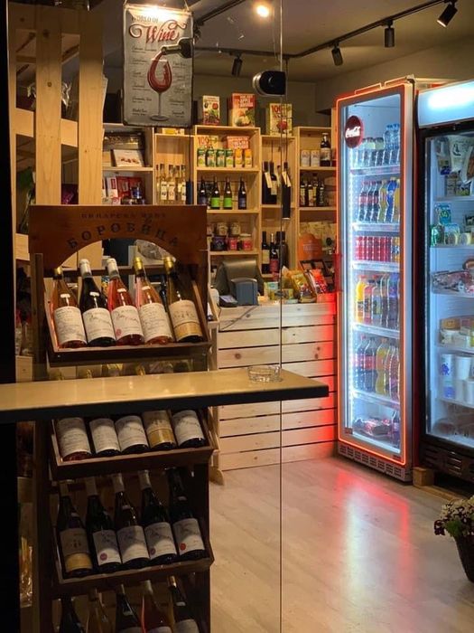 Продава се Магазин в София, Център - 18 кв.м за 567 €/кв.м - Снимка #2