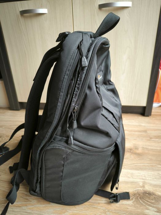 Lowepro FastPack BP 250 – фотографска раница в отлично състояние