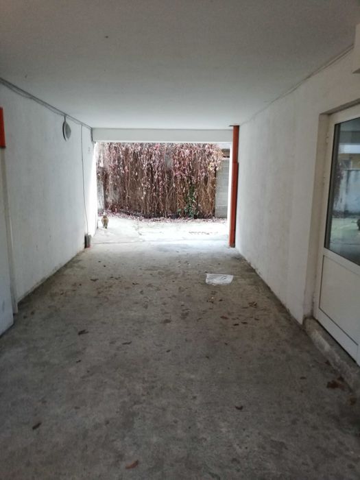 Дава се под наем Гараж / Паркомясто в Варна, Гръцка махала - 19 кв.м за 96.9 € - Снимка #3