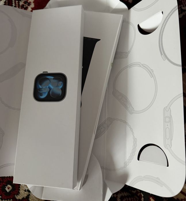 Apple Watch Series 11, 46мм