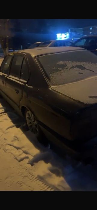 Продам БМВ е34 2 литра