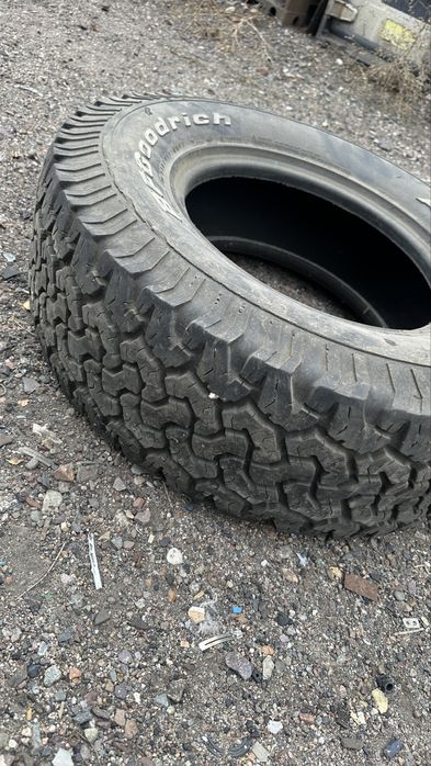 BF Goodrich  275/70 r16