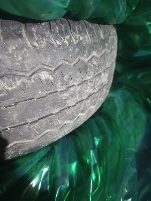 Покрышки летние 235/70/16