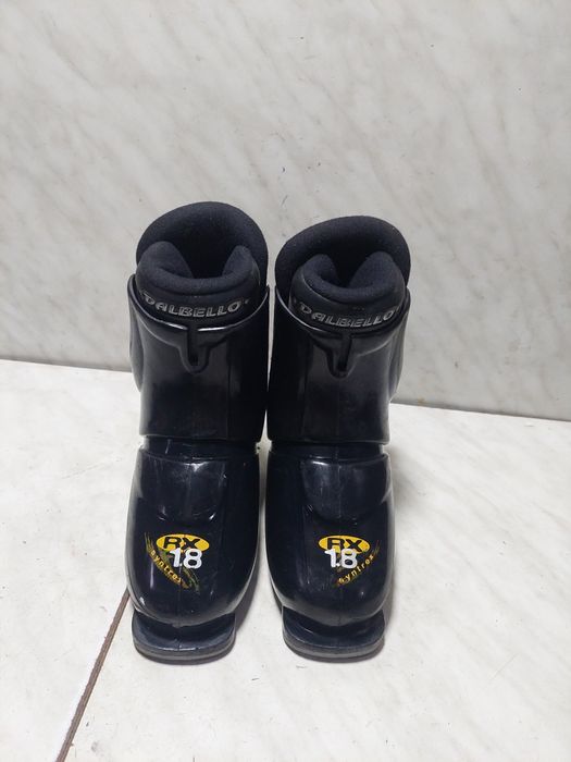 Clapari ski schi  Dalbello mondo 19,5 corespunde mărimii 29