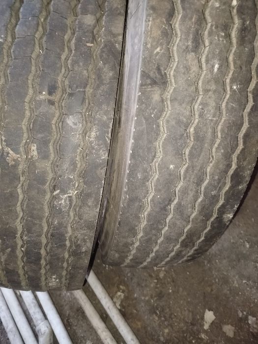 продам шины в хорошем состояние.