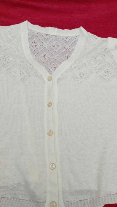 продам кофту и джемпер белого цвета