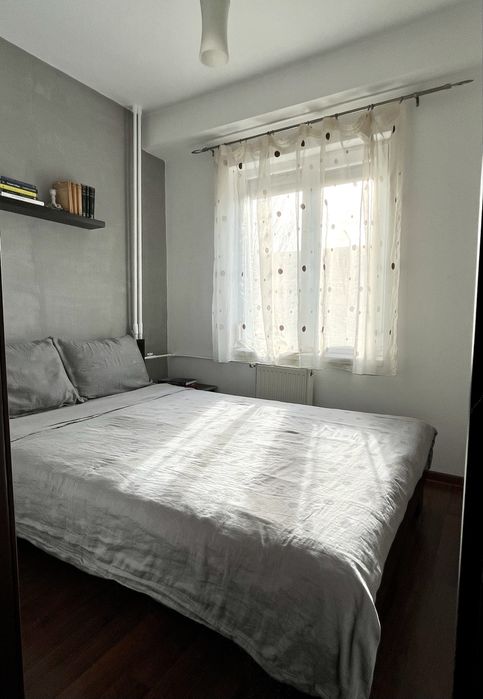 Apartament 2 camere, mobilat complet, et 1 din 4, loc parcare – Oradea