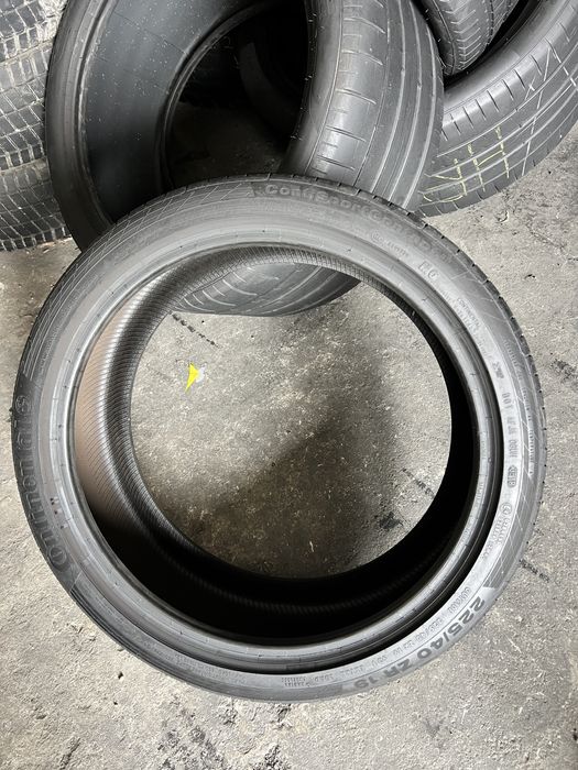 4 anvelope vara 255/35/19 + 225/40/19 , Continental !