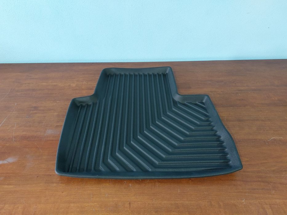 Covorase(presuri) tip tavita dedicate TOYOTA RAV4