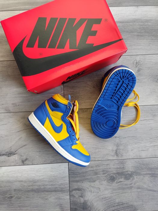 Air Jordan 1 Retro High Reverse Laney