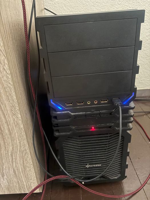 Продавам геймърски компютър