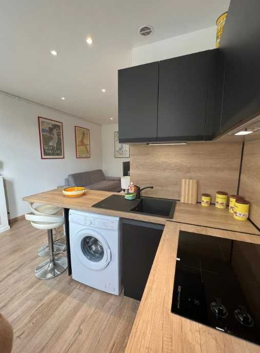 Дава се под наем Двустаен апартамент в Пловдив, Христо Смирненски - 67 кв.м за 331.5 € - Снимка #2