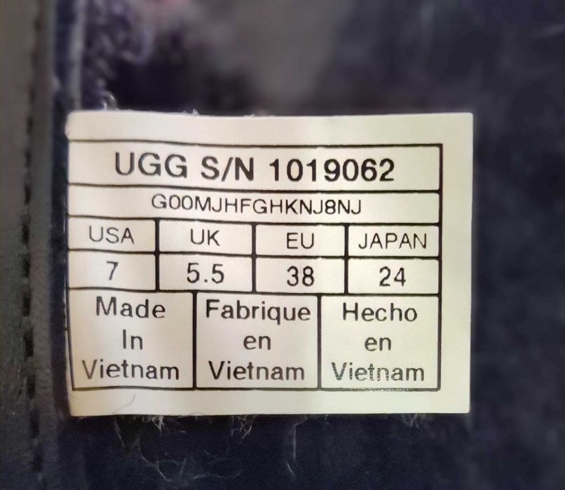ЧИСТО НОВИ оригинални ботуши UGG Aya Waterproof
