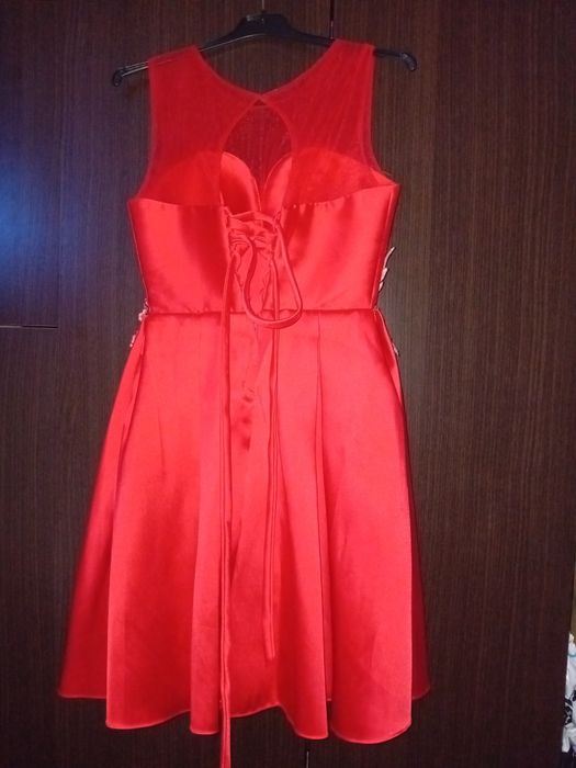 Rochie rosie de seara