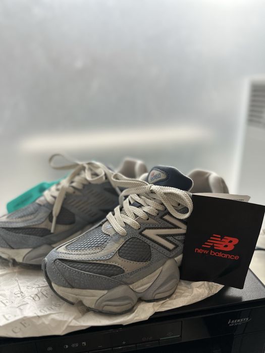 New Balance 9060 маратонки