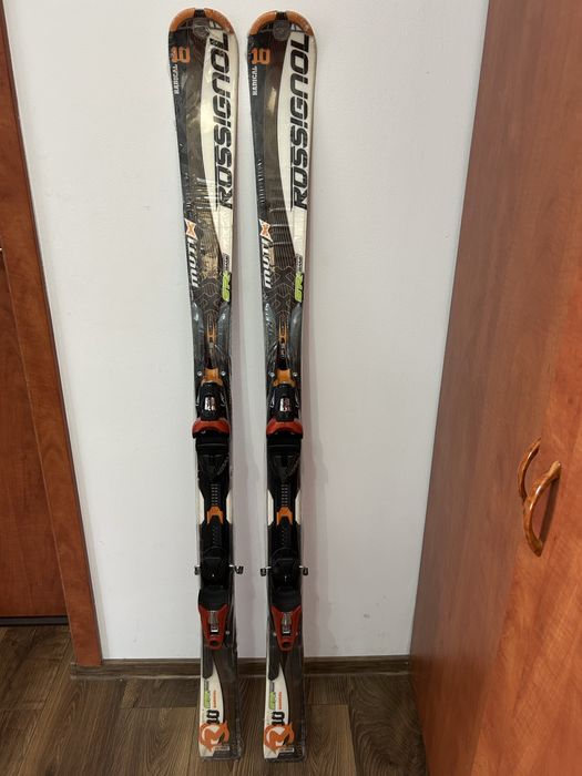 Schiuri adulti marime 155 cm noi/nefolosite