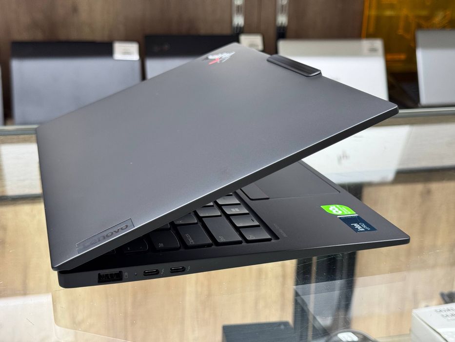 Lenovo ThinkPad X1 Carbon Carbon 12th Generation