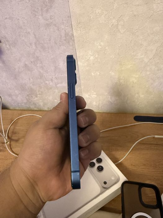 Iphone 13 128gb в хорошем состоянии