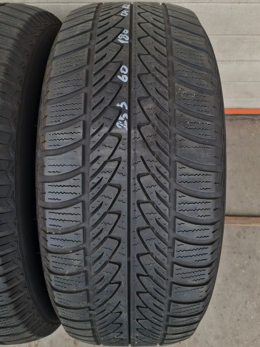 Зимни гуми 2 броя за Джип GOODYEAR  UltraGrip8 255 60 R18 дот 0422
