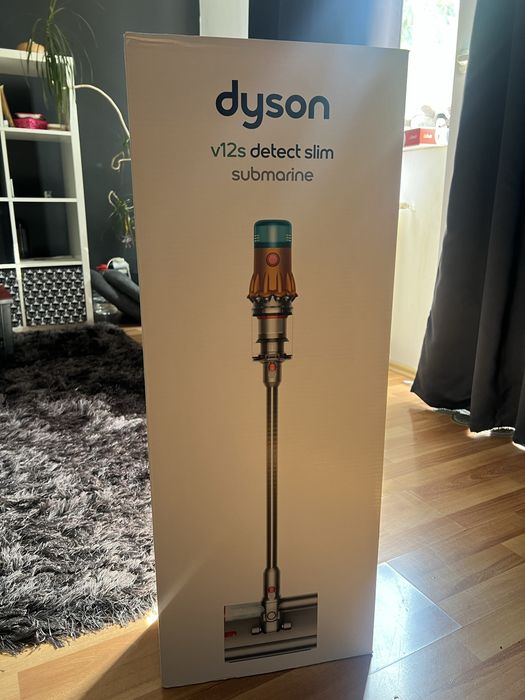 Dyson v12s detect slim submarine