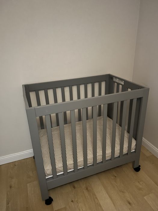 Vand patut din lemn masiv