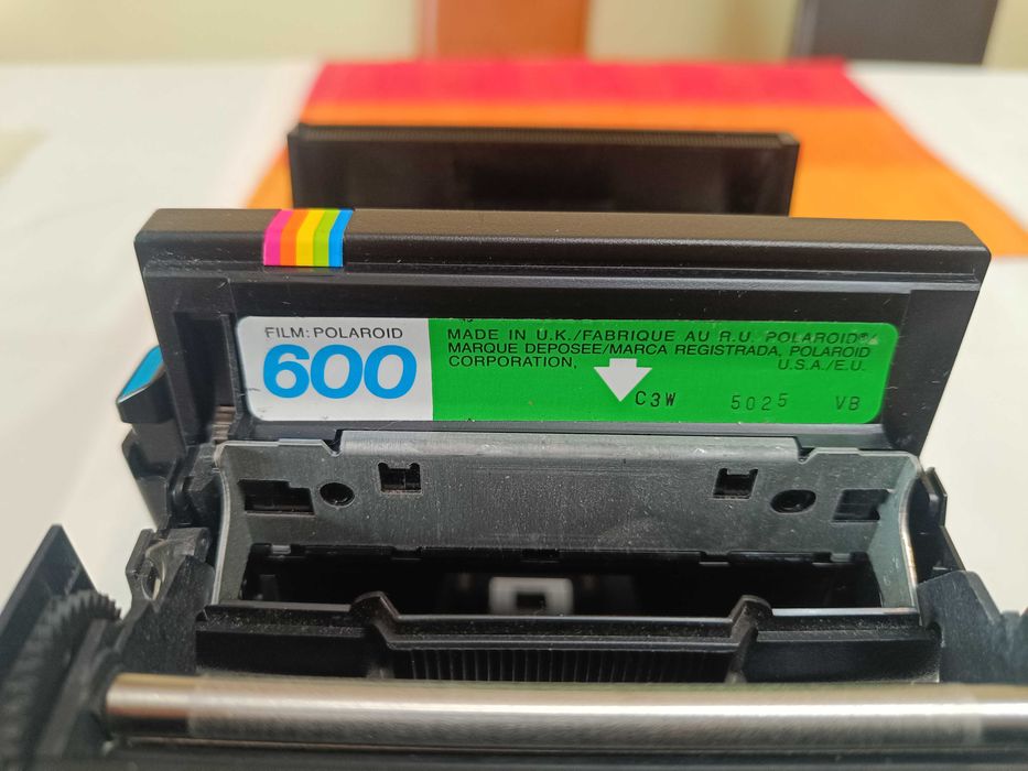 Polaroid 600 Land Camera