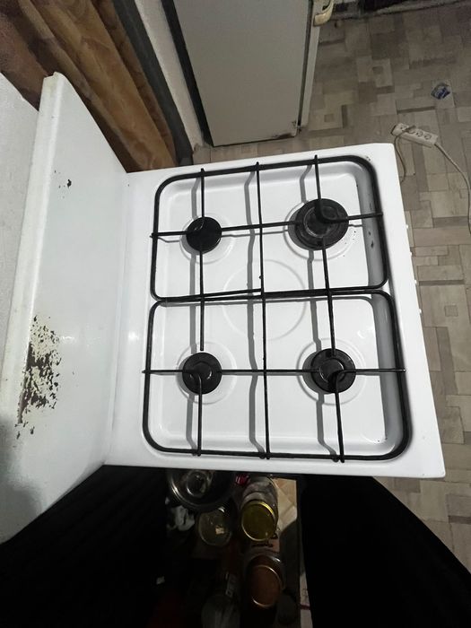Газ  плита   б/у