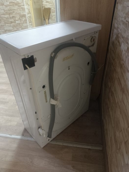 Стиральная машина Indesit, 10 000 ₸
