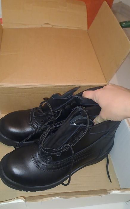 Мужские сапоги. Сатылды