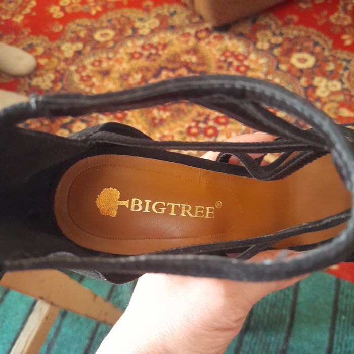 Продам туфли-босоножки вечерние